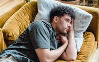 Pornografia spôsobuje u mladých mužov stres a ovplyvňuje ich predstavy o reálnom sexe, vyplýva z prieskumu