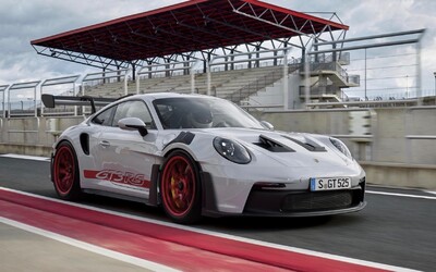 Porsche 911 GT3 RS je tu. Má atmosférický motor, 525 koní, krídlo s funkciou DRS a cestnú homologizáciu