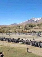 Posledná bašta odporu voči Talibanu stále drží. Militaristi predčasne oslavovali dobytie Pandžšíru. Zomrelo pri tom 17 ľudí
