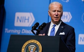 Použije Putin jaderné zbraně? Joe Biden to považuje za reálné 