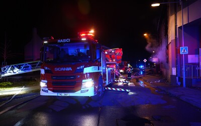 Požár na Olomoucku: Jeden zraněný, policie nevyloučila úmyslné zapálení