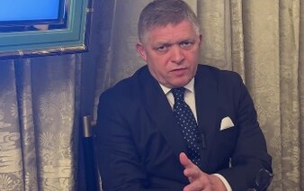 Pozorný divák odhalil, kde Fico trávi sviatky. Vraj prespáva v hoteli s cenovkou 6200 eur za noc
