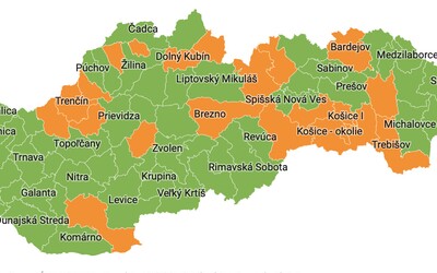 Pozri si aktualizovaný covid automat: Slovensko opäť mení farbu, od pondelka bude ešte viac oranžových okresov