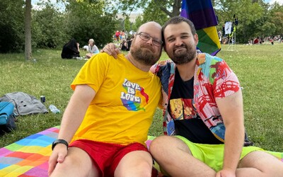 Prague Pride: Podívej se, jaké outfity lidé oblékli na duhový průvod