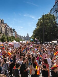 Prague Pride bude letos pořádně nabitý. Své si tu najdou introverti i milovníci party