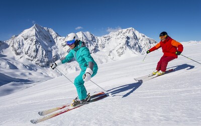Praktický sprievodca výberom zjazdových lyží: ako si vybrať tie pravé 