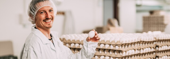 Pravda o vajíčkách z mekáče: Přemek Forejt se vydal odhalit jejich původ