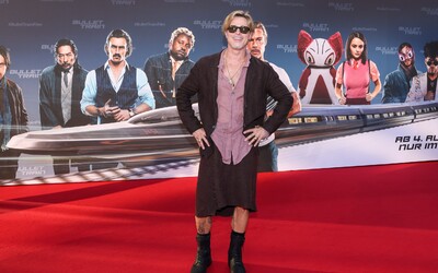 Praví muži nosí sukně, říká Jared Leto. Trendu podlehli Brad Pitt i čeští NobodyListen a Yzomandias 