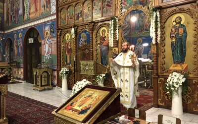 Pravoslávna cirkev na Slovensku chce naďalej vykonávať bohoslužby vrátane bozkávania ikon či prijímania z jedného kalicha