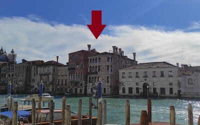 Prechádzali sme sa pitevňou plnou častí ľudských tiel. Stará psychiatrická liečebňa v Benátkach skrýva desivé príbehy (Reportáž)