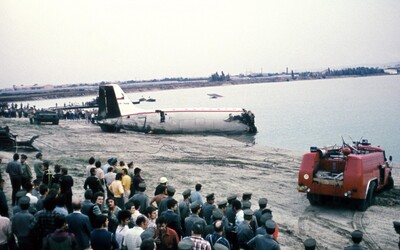 Pred 45 rokmi padlo na Zlaté piesky lietadlo so 79 ľuďmi. „Bolo to ako apokalypsa,“ hovorí muž, ktorý bol pri nehode medzi prvými