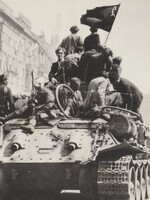 Před 75 lety vypuklo Pražské povstání. Podívej se na fotografie z této historické události