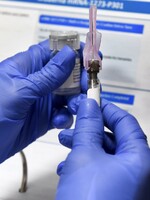 Přehledně: Kdy bude vakcína na Covid-19, které jsou nejnadějnější a kolik budou stát