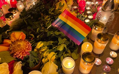 Prešiel rok od vraždy Matúša a Juraja pred Teplárňou. Prípad nie je uzavretý, LGBT+ ľudia stále nemajú rovnaké práva