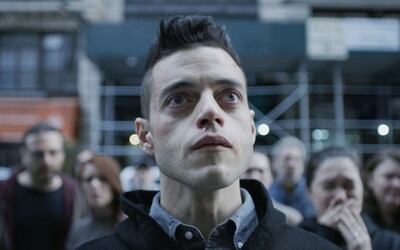 Prežije Rami Malek a jeho Elliot finále seriálu Mr. Robot? V prvých záberoch 4. série ho sužujú výčitky svedomia