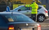 Pri domovej prehliadke u bratislavského policajta našli takmer 55 000 eur. V minulosti mal zobrať úplatok vo výške 5 000 eur