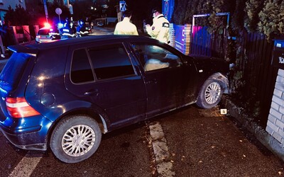 Pri dopravnej nehode v Žiline zranilo auto tri študentky na chodníku