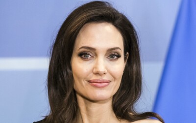 Při natáčení nové marvelovky našli bombu, na natáčení byla i Angelina Jolie. Místo evakuovali