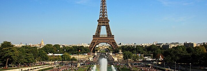 Príbeh Eiffelovej veže: 2,5 milióna nitov, robotnícke štrajky i pokusy o jej odstránenie