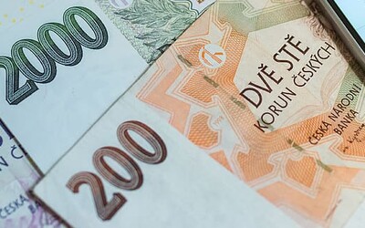 Přídavky na dítě by se od ledna mohly zvednout o 200 korun. Sněmovna návrh schválila