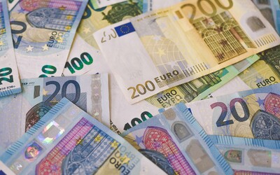 Přijetí eura v Česku? Bylo by pro nás nevýhodné, říkají Vystrčil a Havlíček