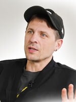 Prinášame novú reláciu „Iba medzi nami“. Prvými hosťami sú Jakub Jablonský a Juraj Loj