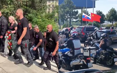 Proruskí motorkári Brat za brata dnes obsadili pamätníky SNP po celom Slovensku. Veľký zjazd mali aj na Slavíne v Bratislave