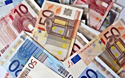 Proti zavedení eura je 75 procent Čechů, ukazuje nový průzkum