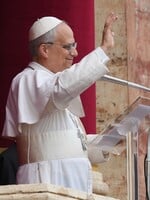 Prvé slová pápeža Leva XIV. v úrade: Vyzýva na mier na Ukrajine a v Gaze