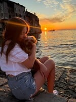 Psík namiesto dieťaťa: Dokáže vzťah s domácim miláčikom nahradiť rodičovstvo a je to podľa psychologičky zdravé?