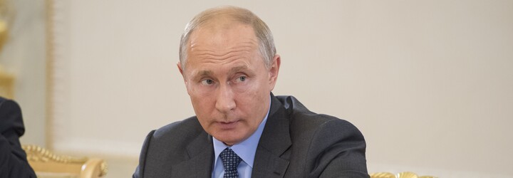 Putin ide do karantény. Verí však, že vakcína ho dostatočne chráni proti covidu-19