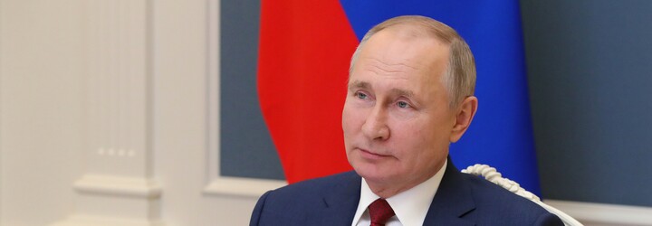Putin sa nechal zaočkovať za zatvorenými dverami. Neprezradil ani to, akou vakcínou