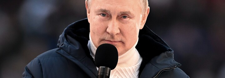 Putin na sobě měl při projevu bundu za více než 300 tisíc korun. Sankce podle něj Rusko posílí