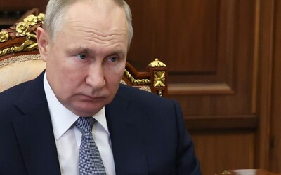 Putin se bojí o svou bezpečnost. Jezdí obrněným vlakem po síti tajných železničních tratí