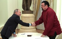 Putin udelil legendárnemu hercovi dôležité štátne vyznamenanie. Rusku podľa neho v posledných rokoch výrazne pomohol