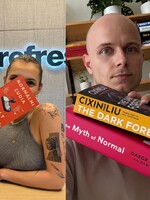 REFRESHER BOOK CLUB: Čo číta Refresher? Na tieto knihy nedáme v office dopustiť
