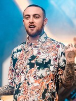 REFRESHNI SI PLAYLIST: Ochutnávka z nového albumu Maca Millera, melancholický Rod Wave aj Teddy Swims