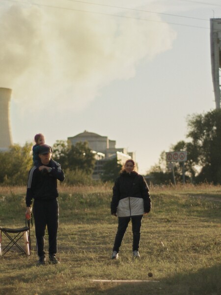Radiace a vykořisťování. Dokument ukazuje život pracovníků jaderného průmyslu. „Pokud lidé trpí, není to pokrok,“ říká režisér