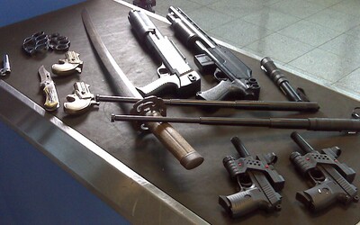 Rakouský senior skrýval 40 automatických zbraní, 1 milion nábojů i stovku revolverů. Udala ho bývalá přítelkyně