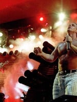 Rammstein oznamuje nové album, legendární kapela v květnu dorazí do Prahy