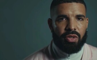 Raper Drake chce zmeniť hudobný priemysel a znížiť uhlíkovú stopu ľudstva