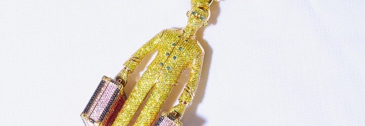 Raper Tyler, the Creator, si kúpil náhrdelník s podobizňou hotelového nosiča batožiny. Stál ho viac ako 420 000 eur 