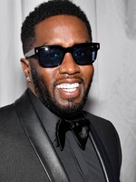 Rapper Diddy čelí dalším obviněním. Znásilnit měl nezletilého chlapce v nočním klubu