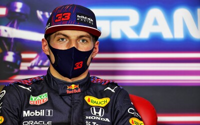 Red Bull nezaplatí Verstappenovu pokutu. Max si ju bude musieť zaplatiť sám a robí si z toho žarty
