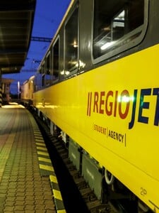 RegioJet otevřel nejluxusnější lounge v Česku. Nabídne kávu i zmrzlinu zdarma