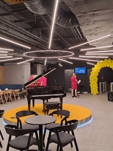 RegioJet otvoril v Česku najluxusnejší lounge. Bude ponúkať kávu aj zmrzlinu zadarmo