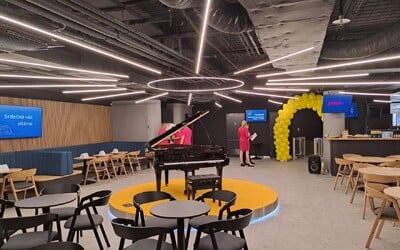 RegioJet otvoril v Česku najluxusnejší lounge. Bude ponúkať kávu aj zmrzlinu zadarmo