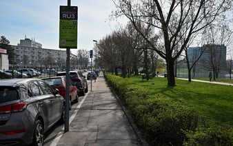 Regulované parkovanie platí v ďalšej bratislavskej časti. Na týchto uliciach si dávaj pozor