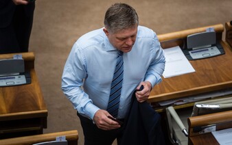 Robert Fico už je v domácej liečbe. Čaká ho dlhá a náročná rehabilitácia, tvrdí riaditeľka nemocnice