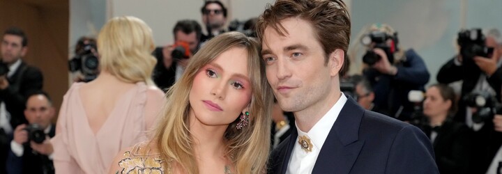 Robert Pattinson sa stane prvýkrát otcom. S priateľkou Suki oznámili štastnú novinu